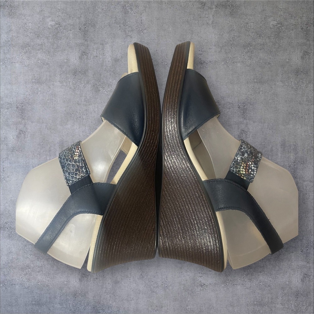 SAS Heather Quarter Strap Wedge Navy Snake Print Sandals Women  9.5 Slim Comfort - Picture 4 of 8
